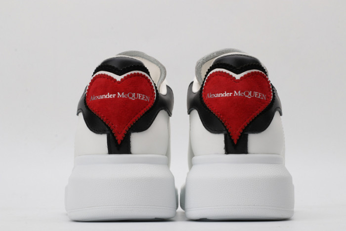 alex mcqu sneakers
