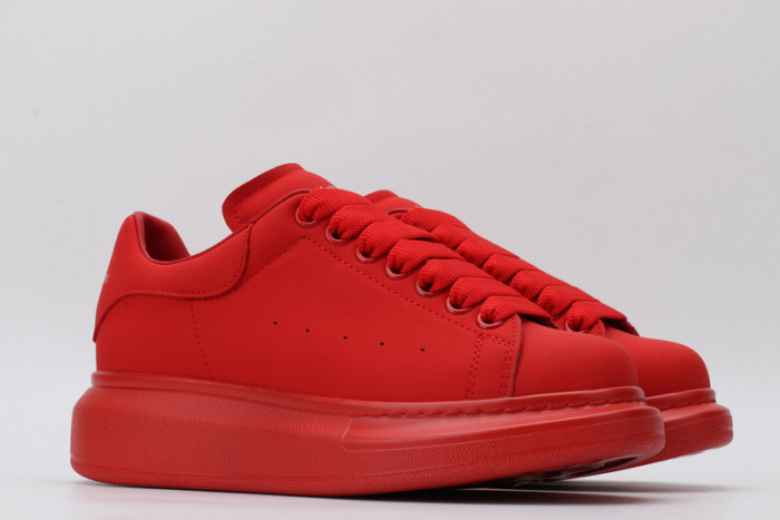 alex mcqu sneakers
