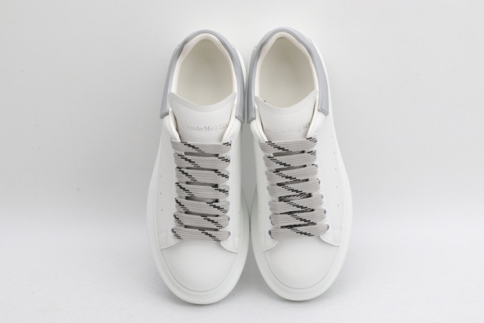 alex mcqu sneakers