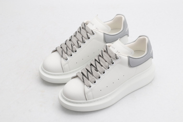alex mcqu sneakers