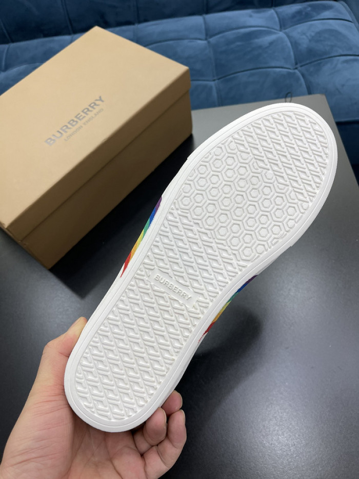 BUBERY SNEAKER