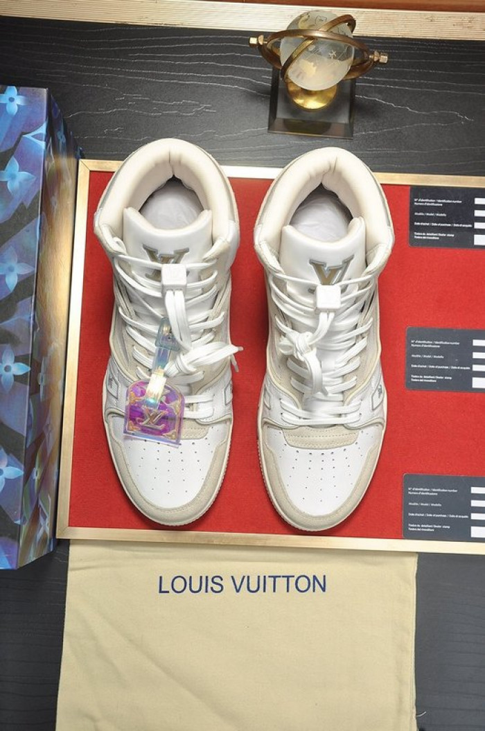 lovt sneaker