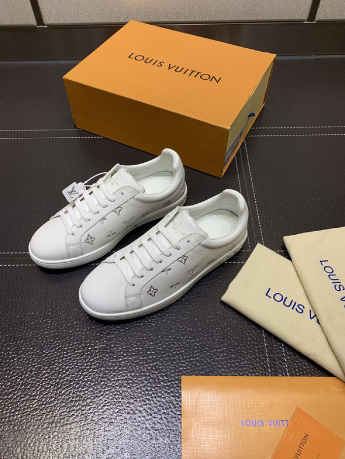 lovt sneaker