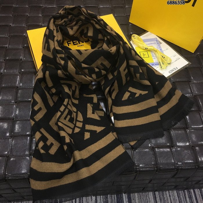 F**di scarf