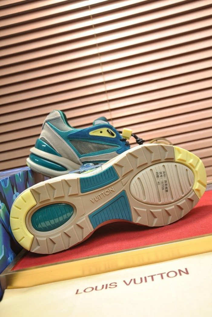 lovt sneaker