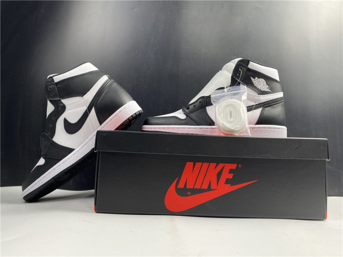jordan 1 retro black white 555088-010