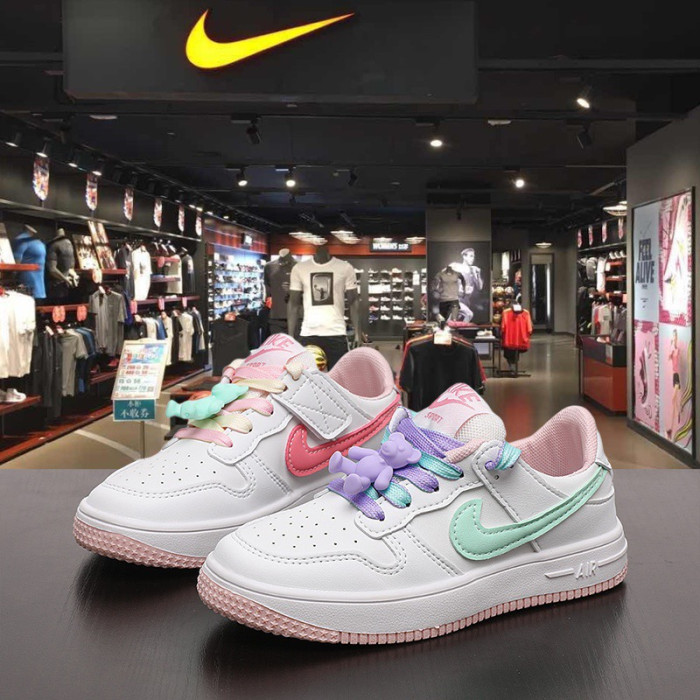 nike shoes bear 2