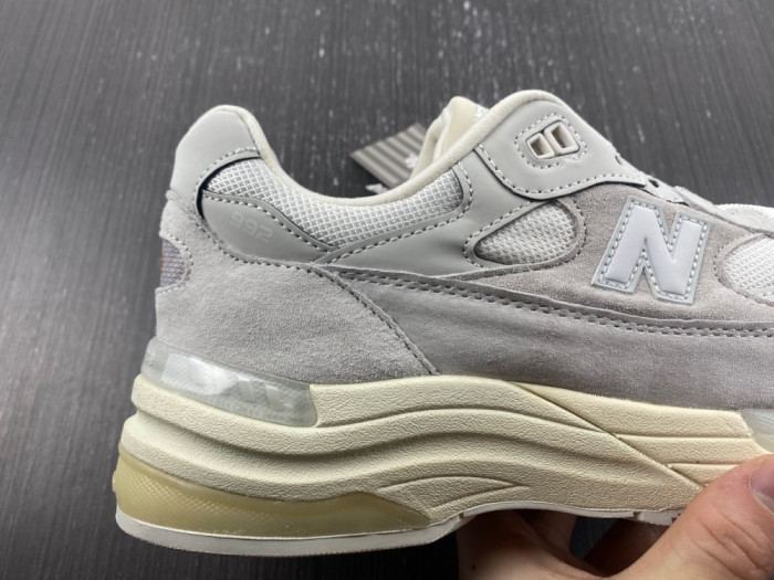 new balance x wtaps m992md