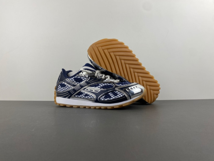 b0tte*a Ven*ta orbit sneaker bv023
