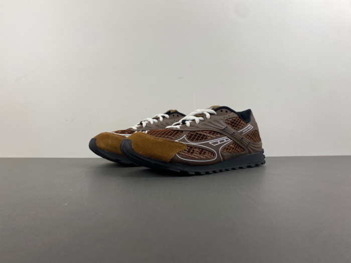 b0tte*a Ven*ta orbit sneaker bv024