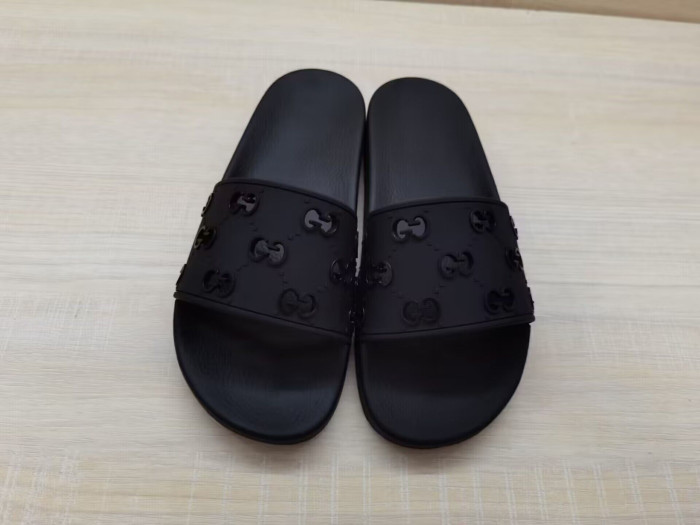 guc sandal