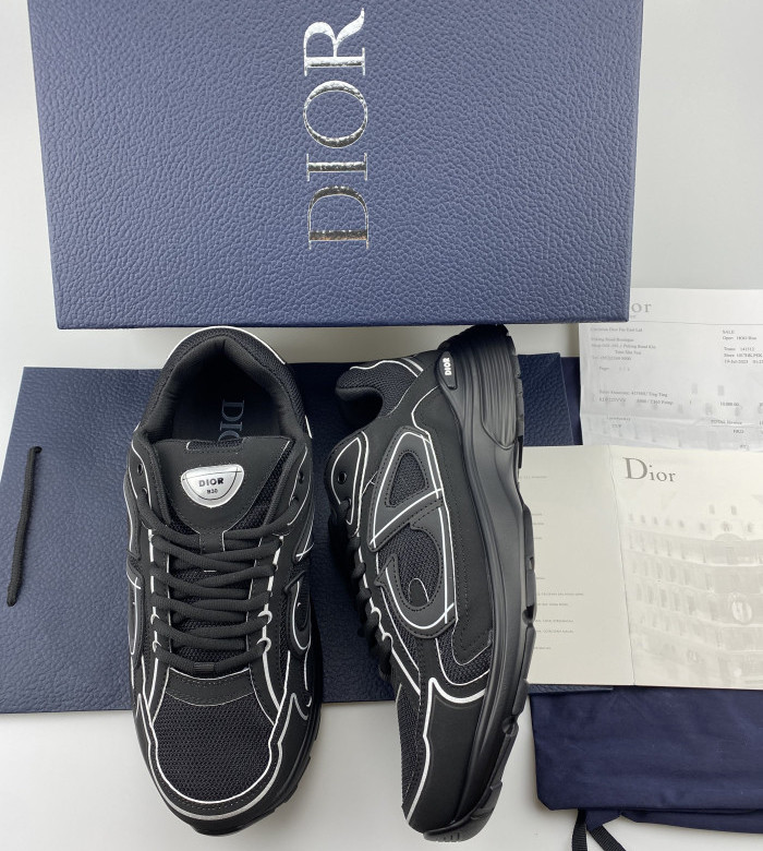 D*or b30 sneaker