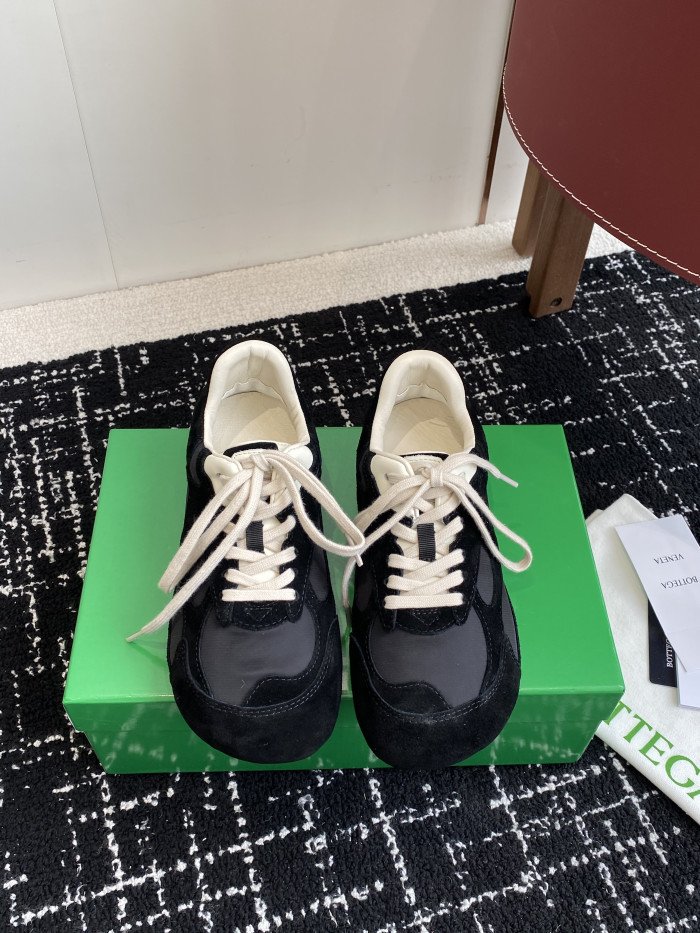 b0tte*a Ven*ta orbit sneaker bv017